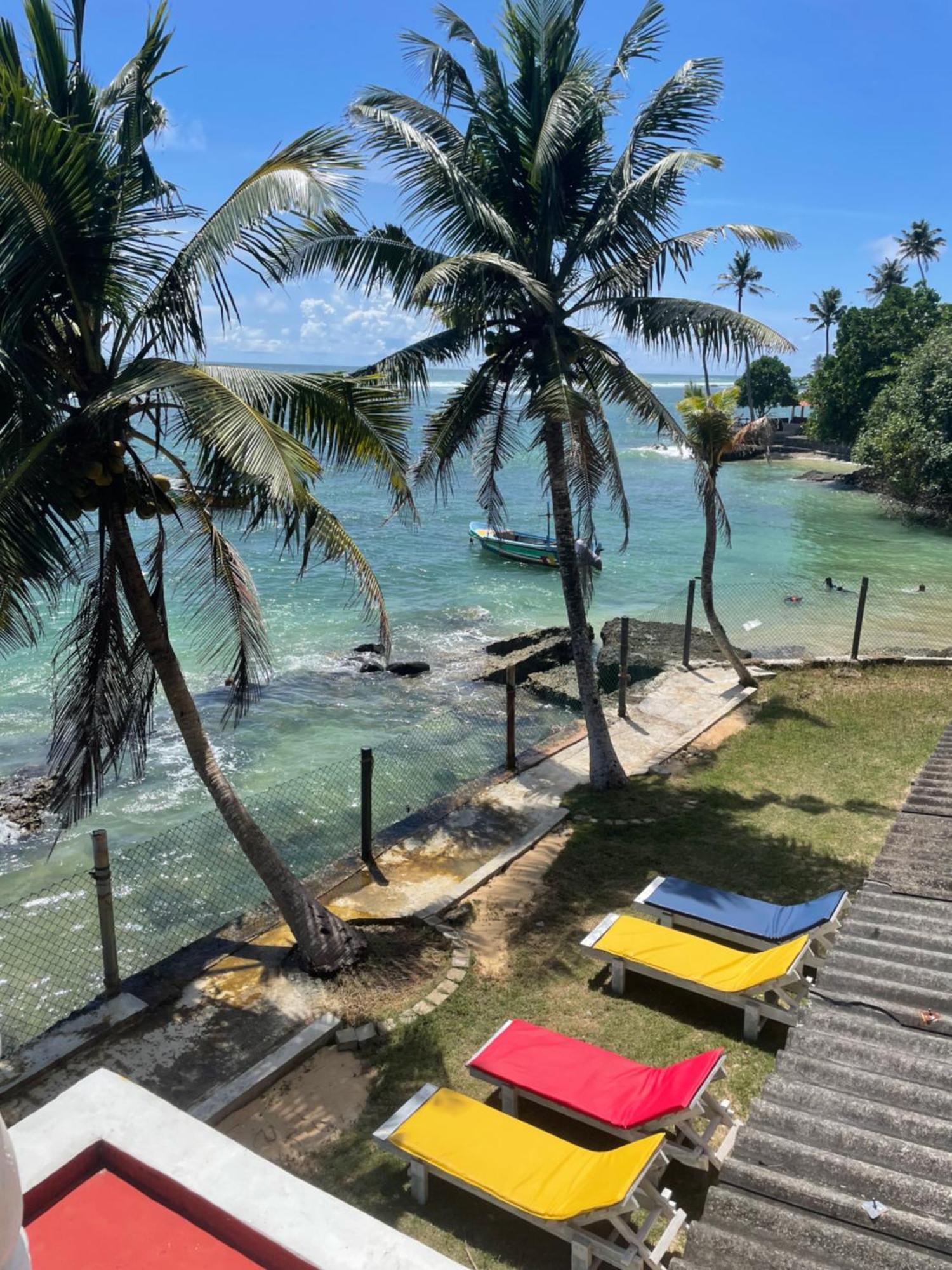 Sayuri Beach Hotel Matara Extérieur photo