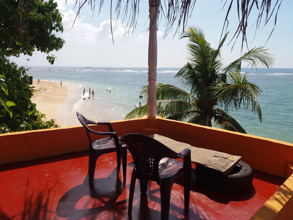 Sayuri Beach Hotel Matara Extérieur photo